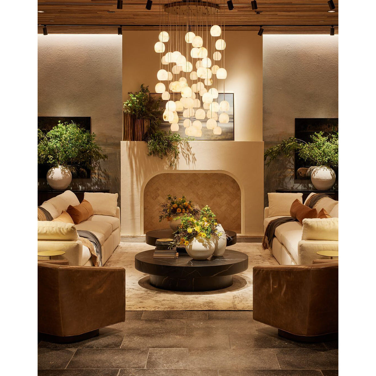 Radilum Arica Alabaster Chandelier