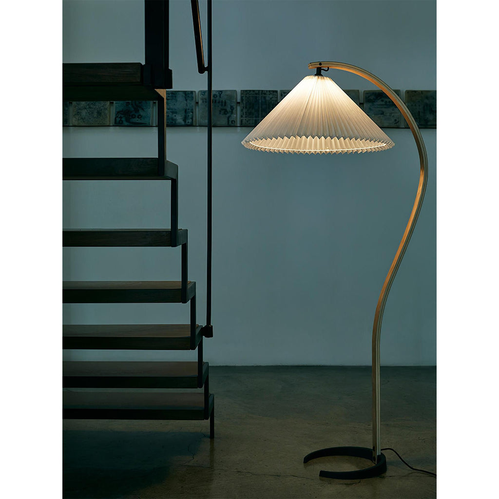 Radilum Caprani Floor Lamp Beech Wood and Linen