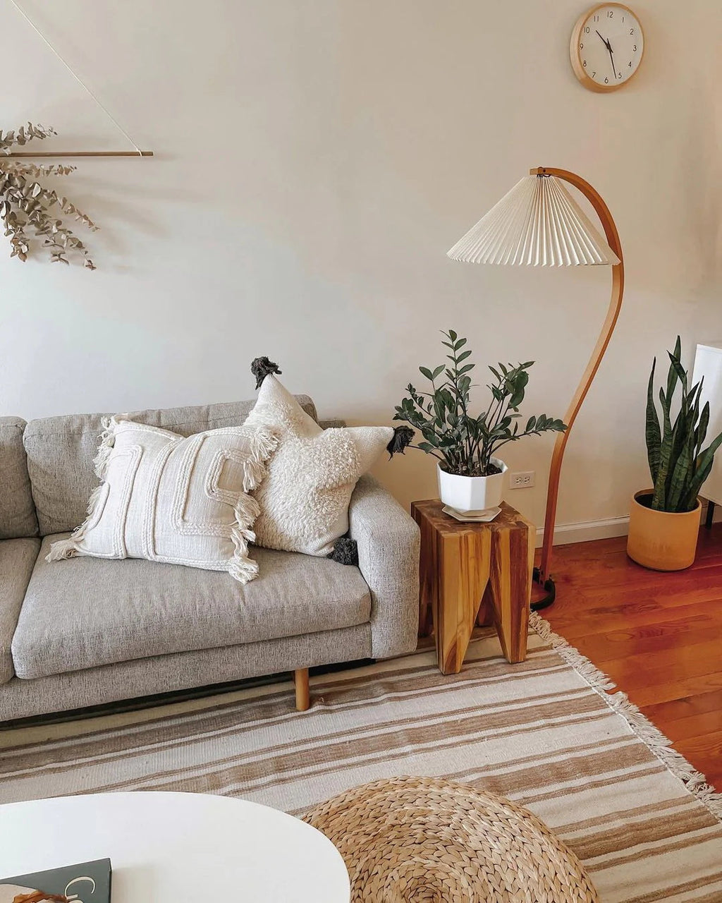 Radilum Caprani Floor Lamp Beech Wood and Linen