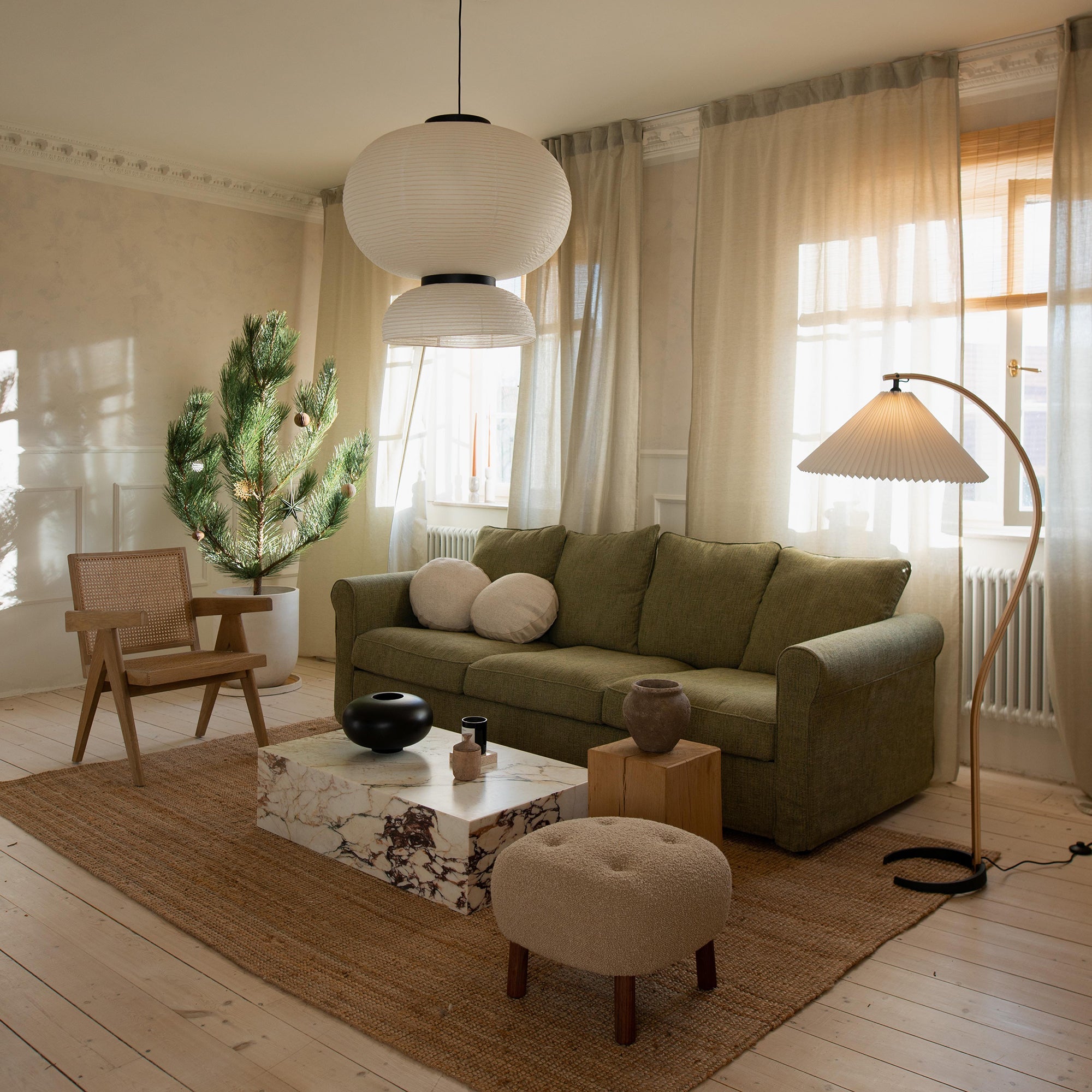 Radilum Caprani Floor Lamp Beech Wood and Linen