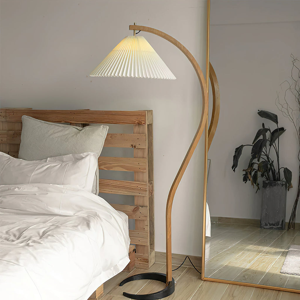 Radilum Caprani Floor Lamp Beech Wood and Linen