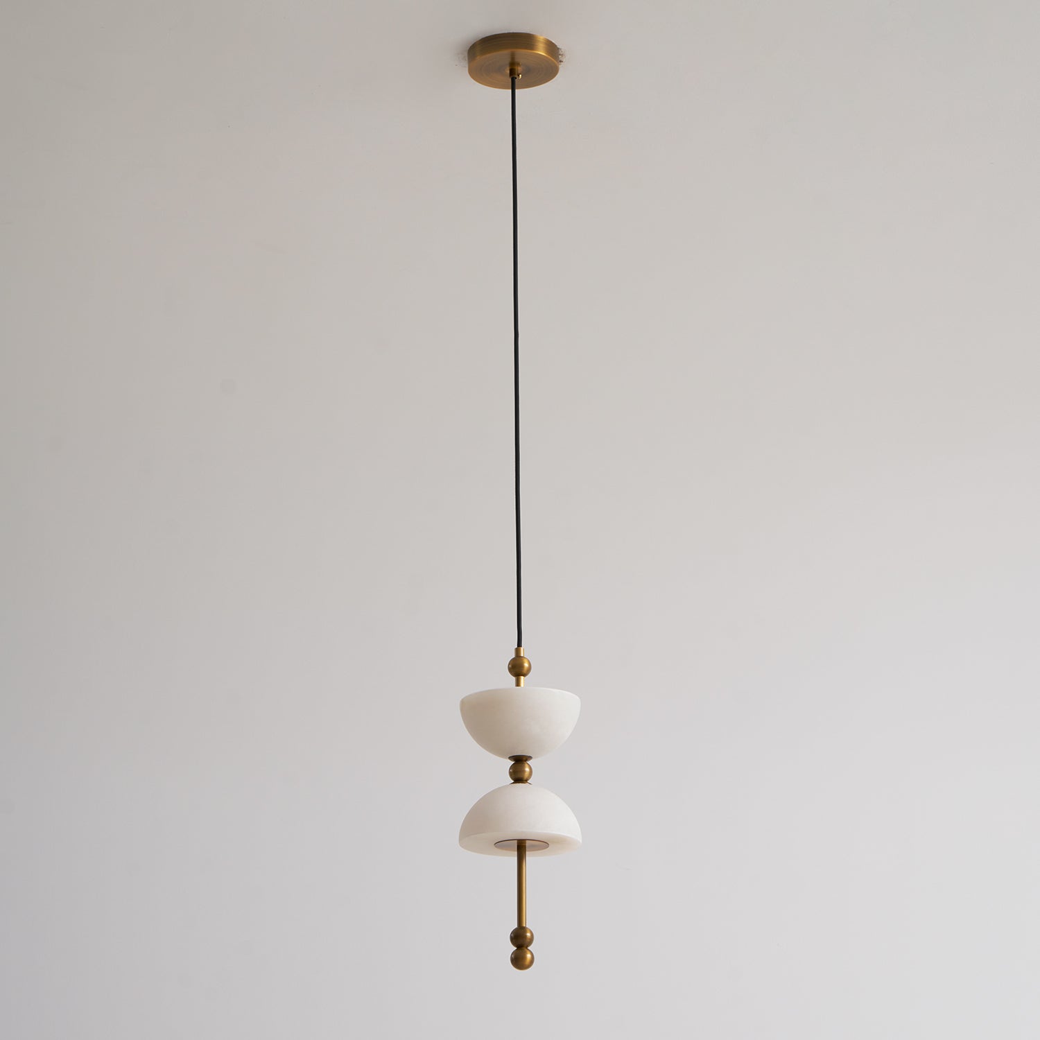 Radilum Lyra Alabaster Pendant Lamp Integrated LED Brass Shade
