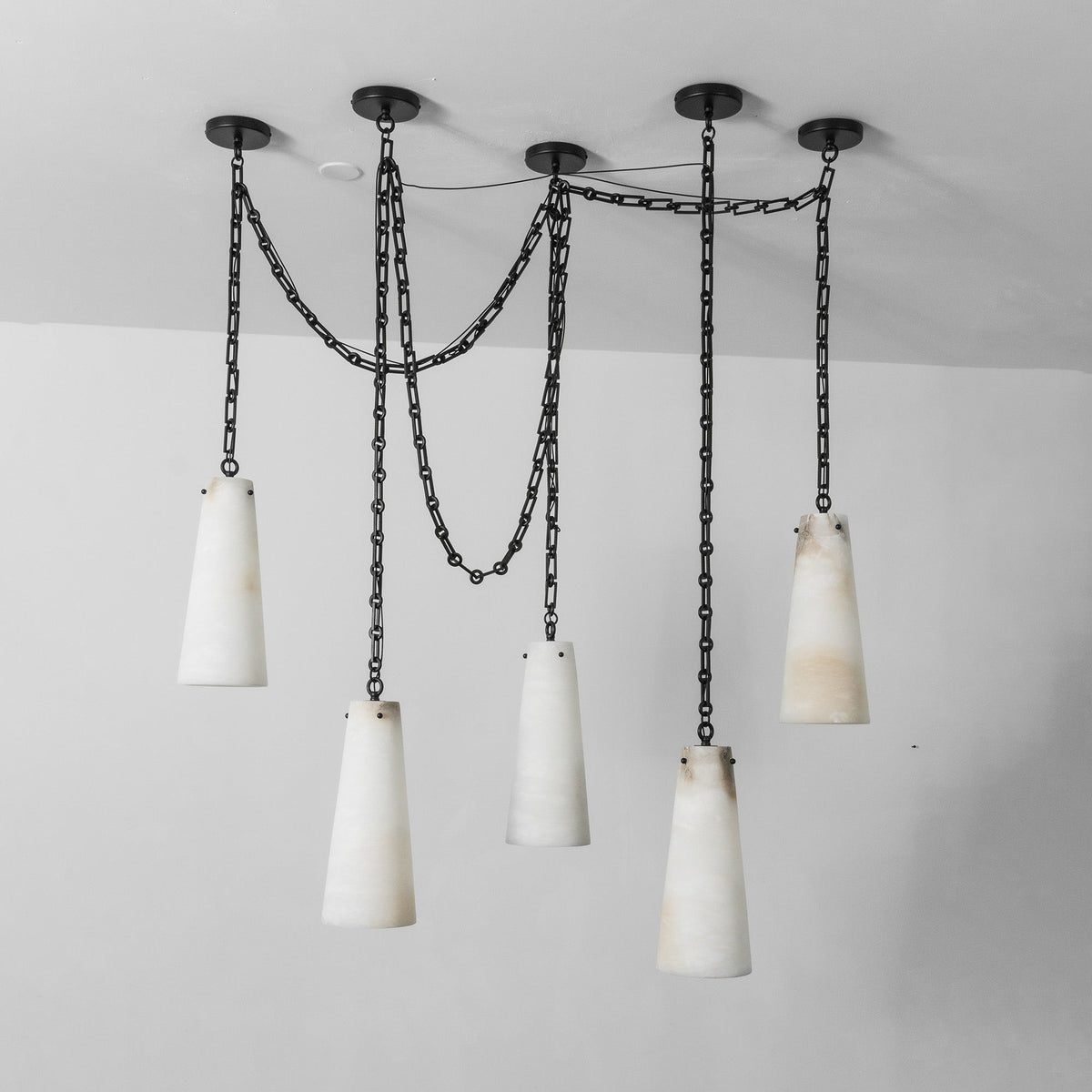 Radilum Cascade Chain Alabaster Chandelier