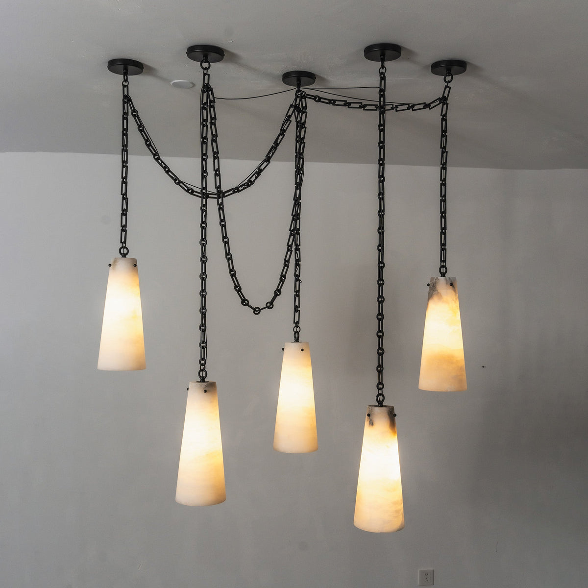 Radilum Cascade Chain Alabaster Chandelier