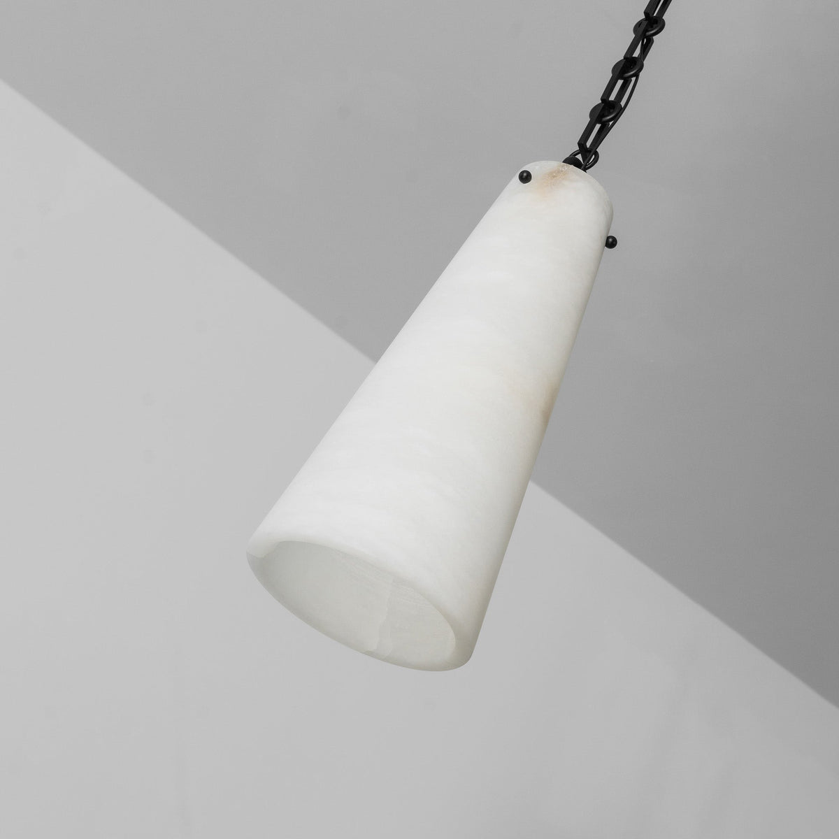 Radilum Cascade Chain Alabaster Chandelier