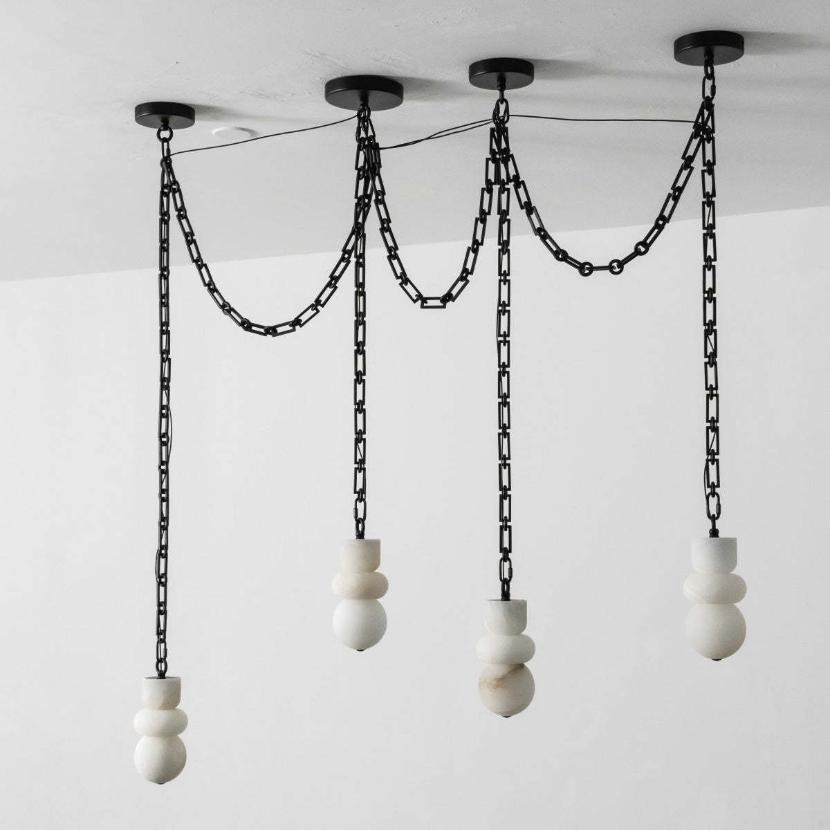 Radilum Orba Chain Alabaster Chandelier