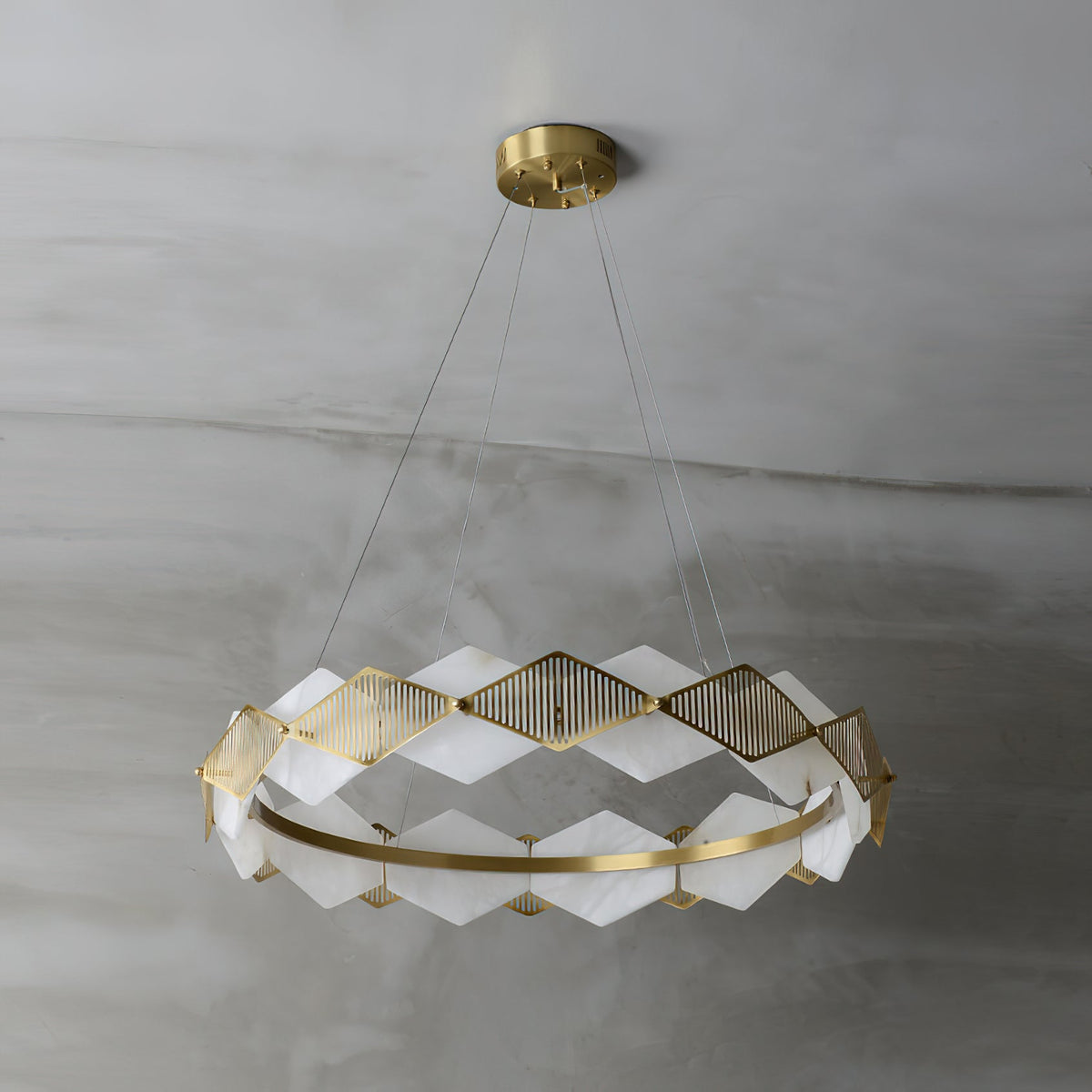 Radilum Rote Alabaster Chandelier