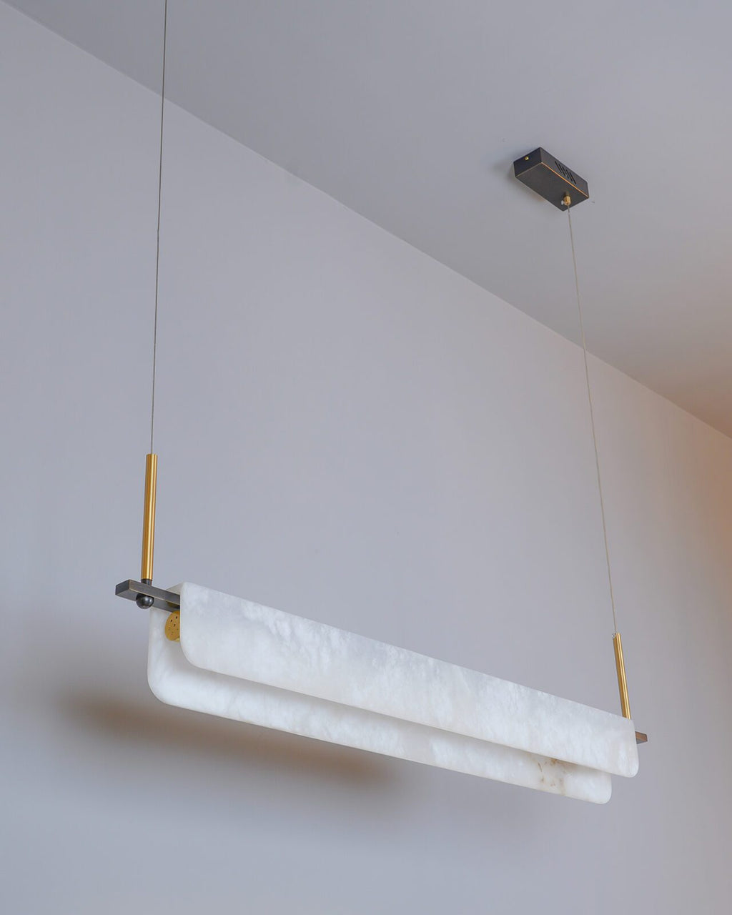 Radilum Years Alabaster Pendant Light Brass Integrated LED